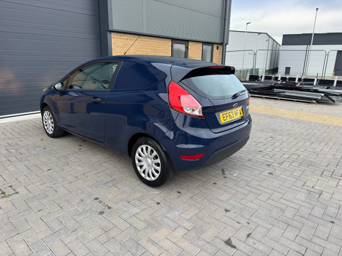 Used Ford Fiesta 2014 for sale - 76482773: Photo 3