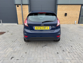 Used Ford Fiesta 2014 for sale - 76482773: Photo