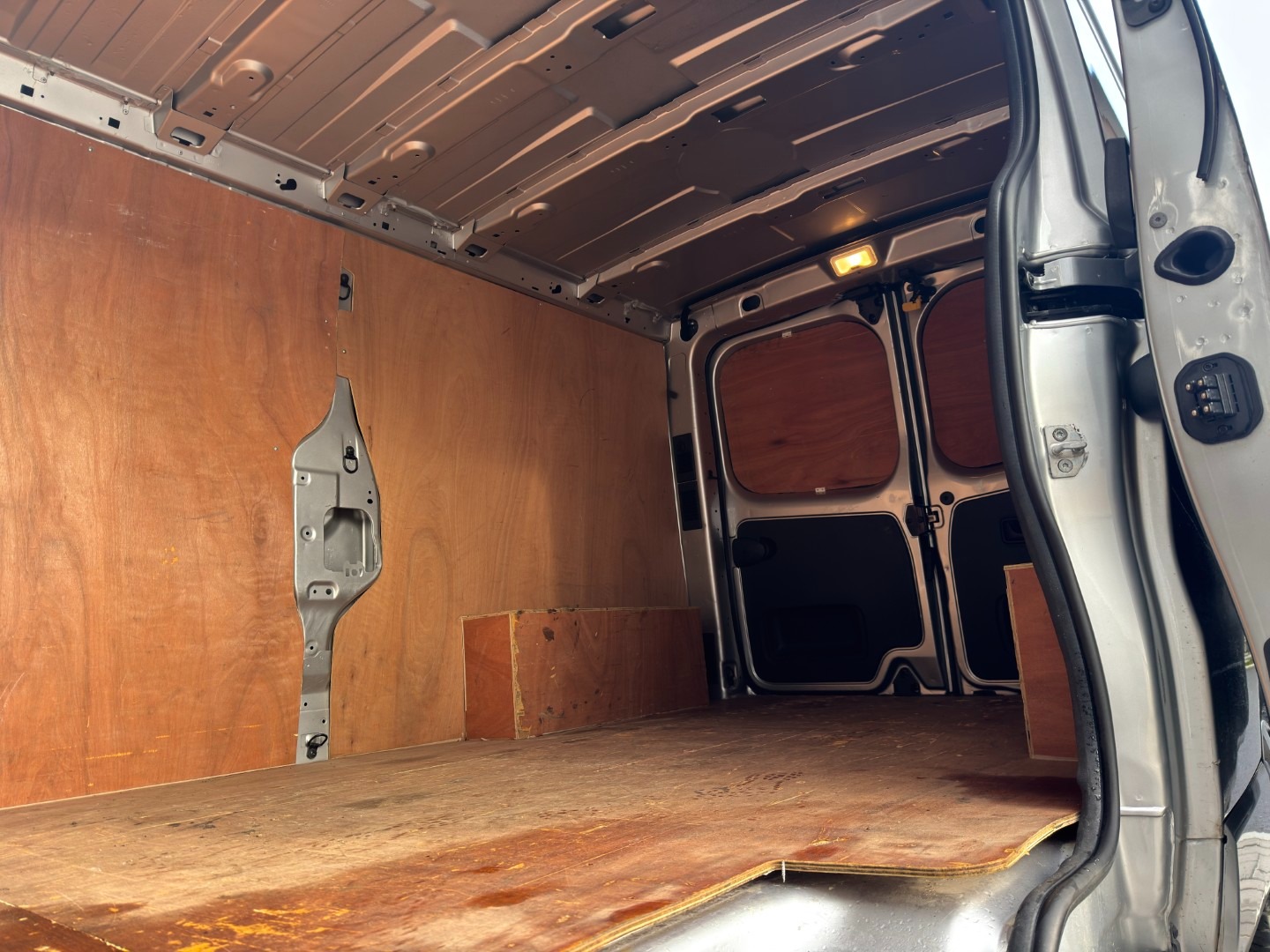 Used Vauxhall Vivaro 2017 for sale - 76609808: Photo 14