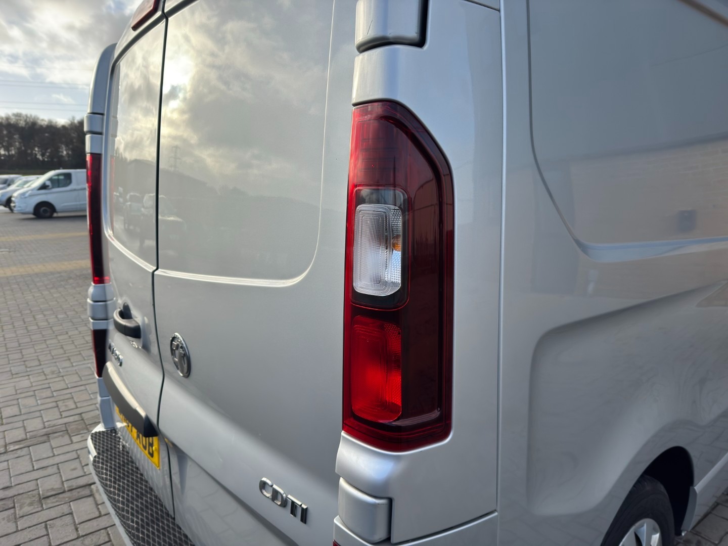 Used Vauxhall Vivaro 2017 for sale - 76609808: Photo 32