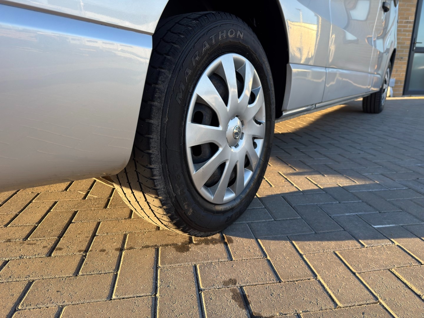 Used Vauxhall Vivaro 2017 for sale - 76609808: Photo 4