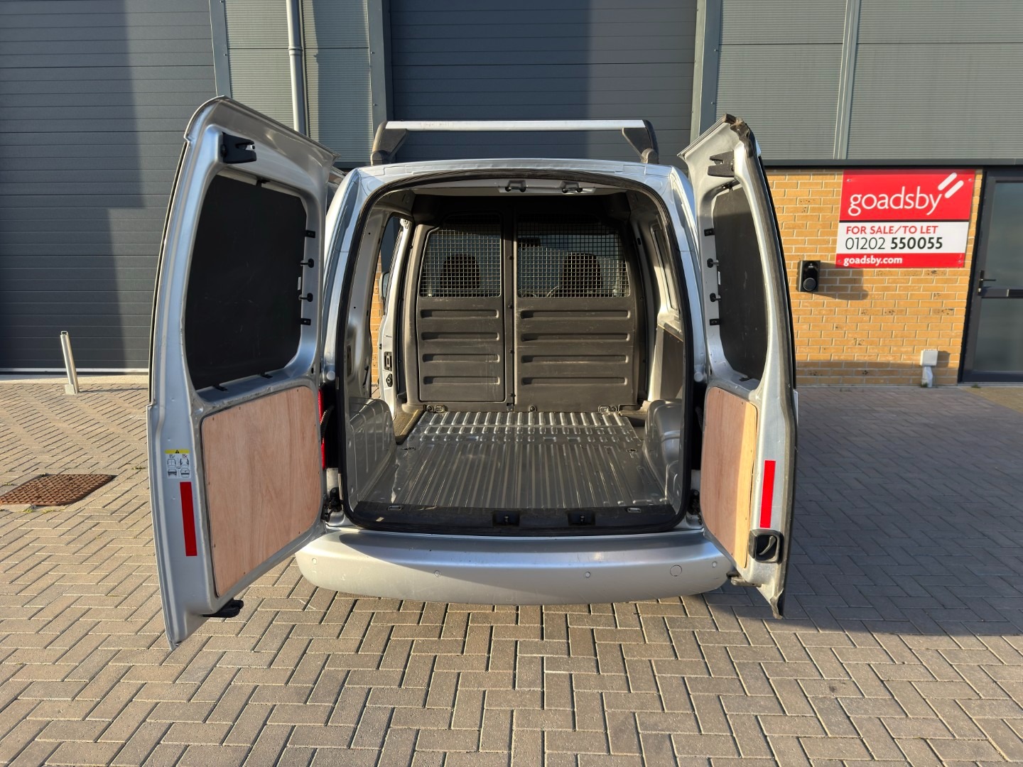 Used Volkswagen Caddy 2014 for sale - 76662096: Photo 9