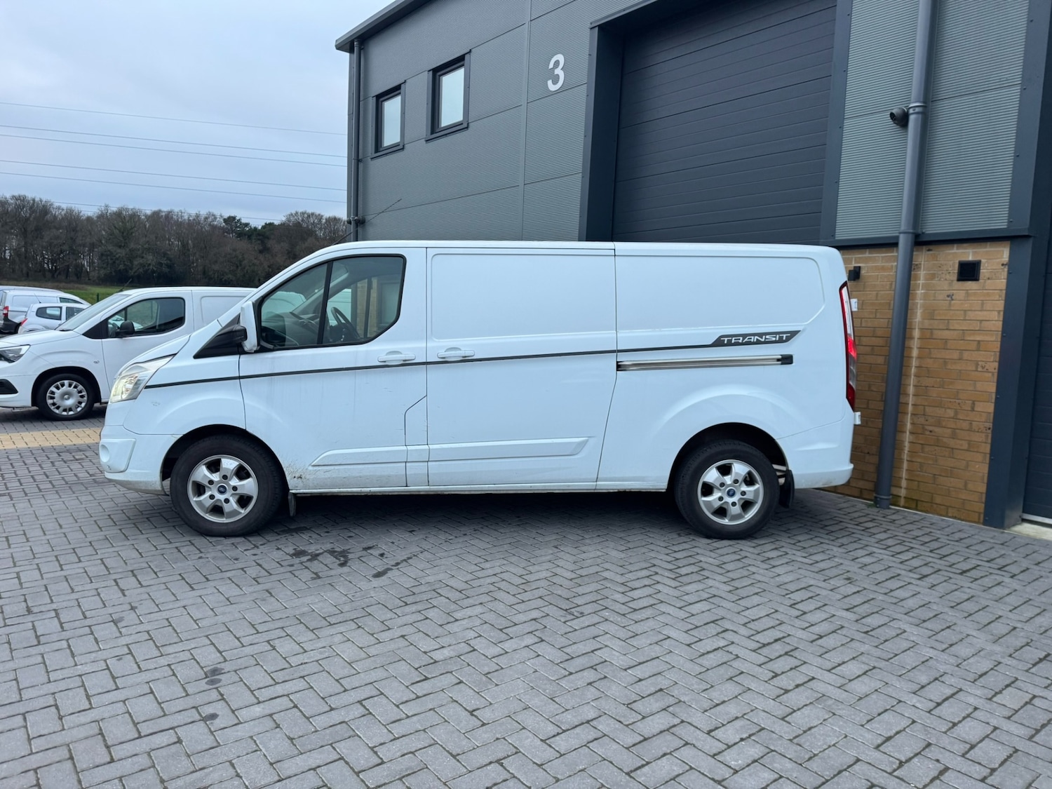Used Ford Transit Custom 2013 for sale - 77619129: Photo 2
