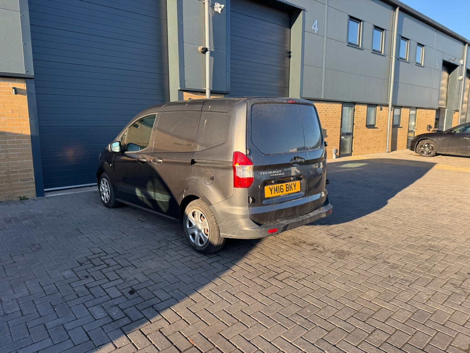 Used Ford Transit Courier 2016 for sale - 77118692: Photo 12