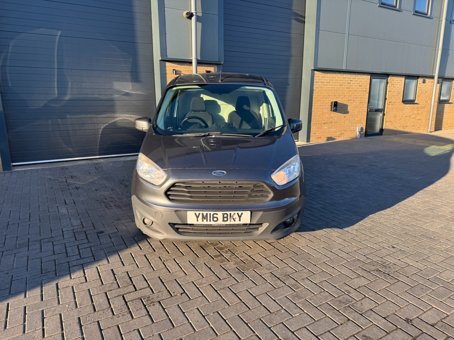Used Ford Transit Courier 2016 for sale - 77118692: Photo 2
