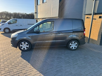 Used Ford Transit Courier 2016 for sale - 77118692: Photo