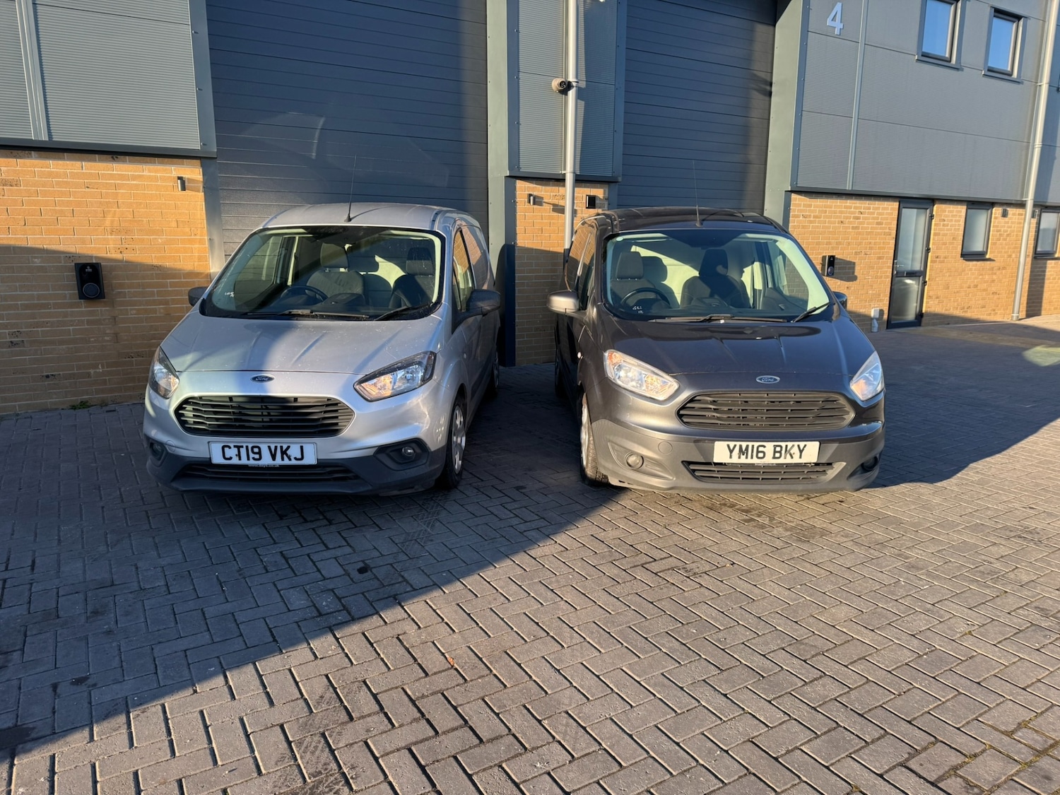 Used Ford Transit Courier 2016 for sale - 77118692: Photo 5