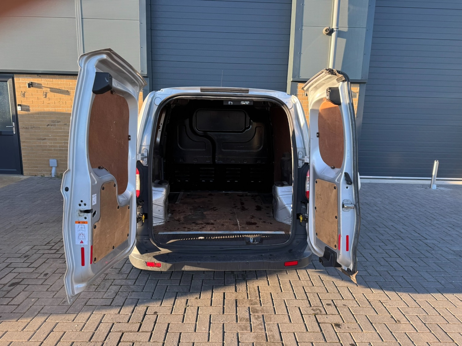 Used Ford Transit Courier 2019 for sale - 77080896: Photo 10