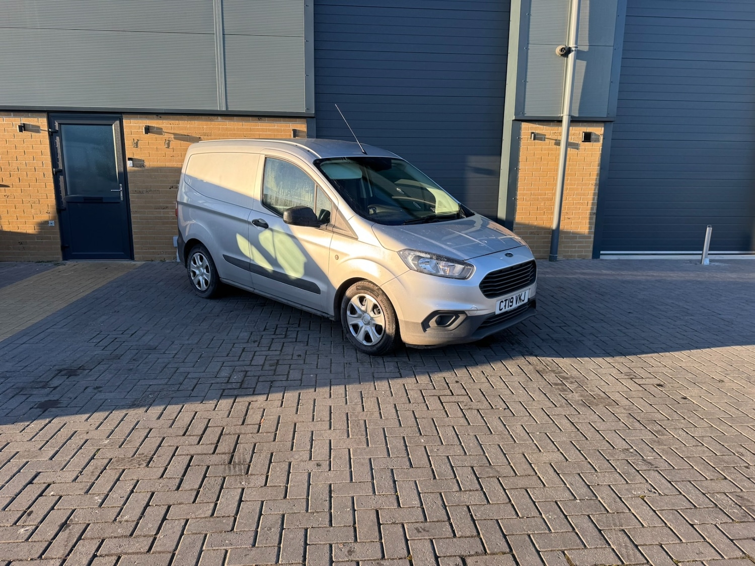 Used Ford Transit Courier 2019 for sale - 77080896: Photo 5