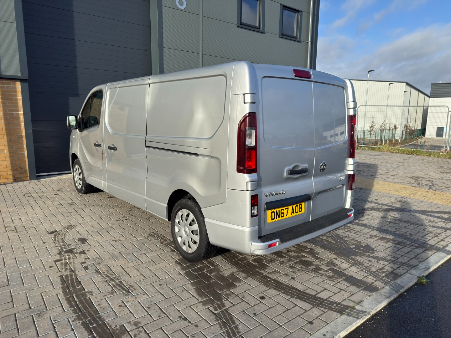 Used Vauxhall Vivaro 2017 for sale - 78039377: Photo 8
