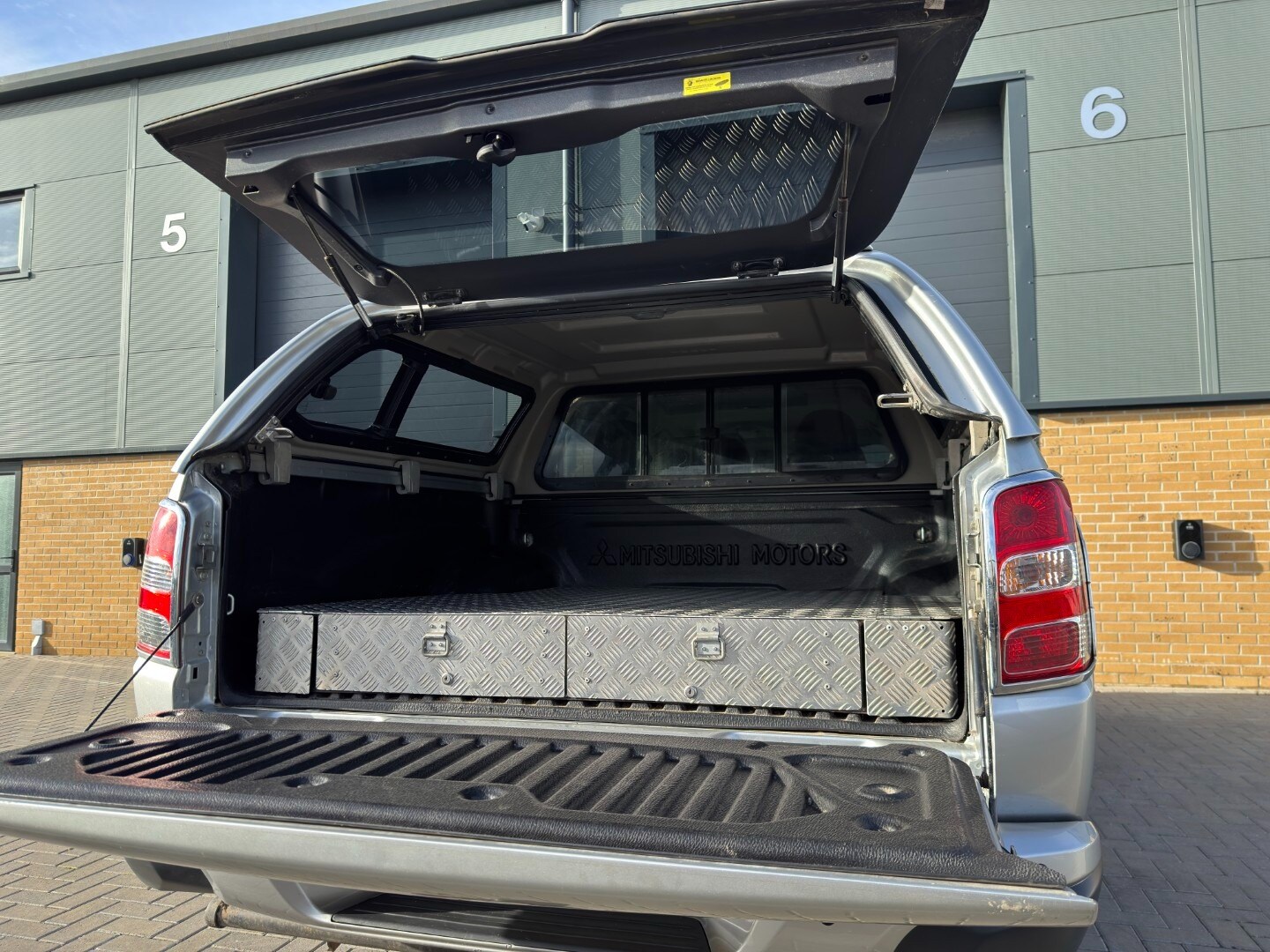 Used Mitsubishi L200 2018 for sale - 76482820: Photo 10