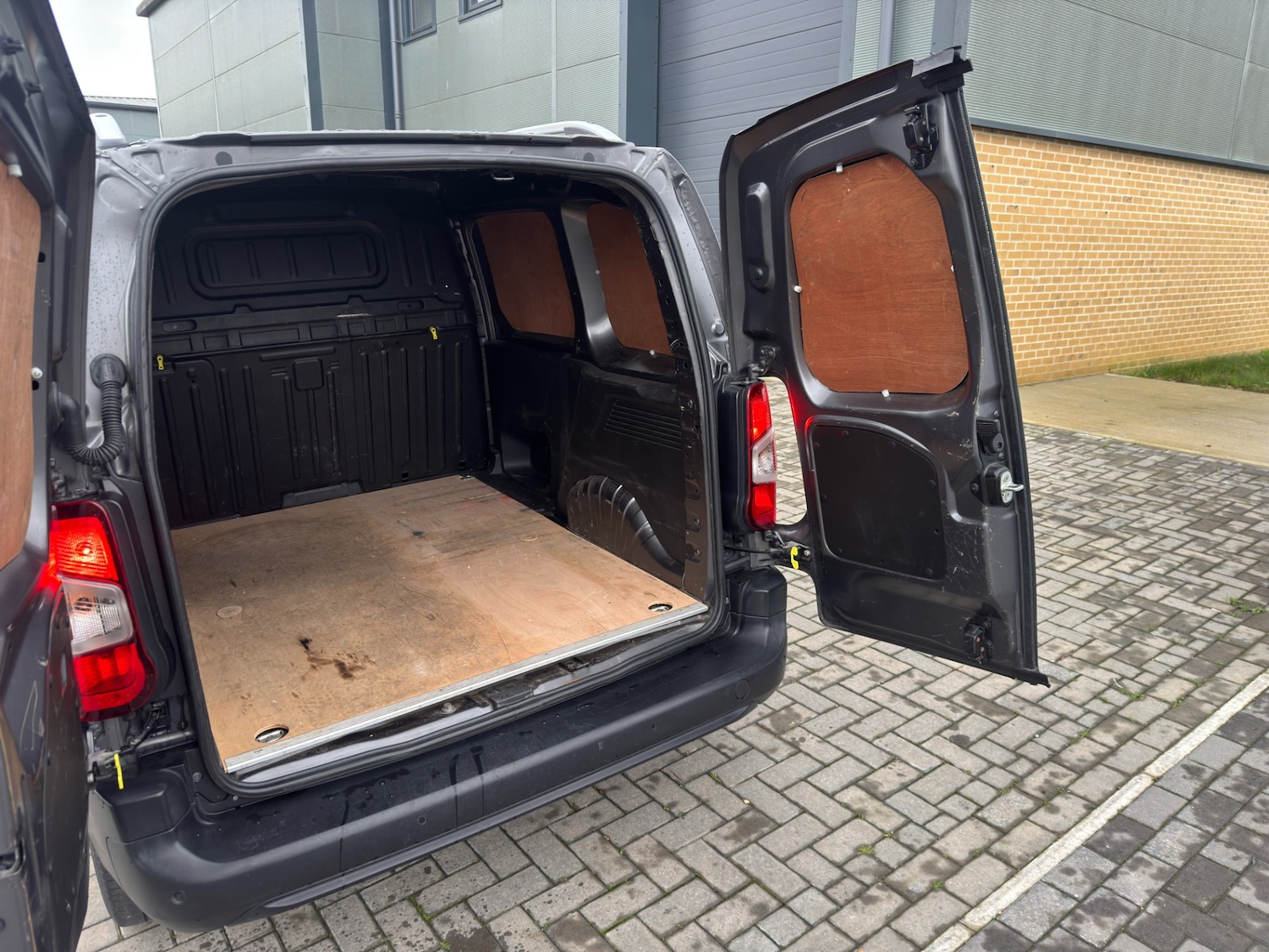 Used Citroen Berlingo 2020 for sale - 75314422: Photo 30