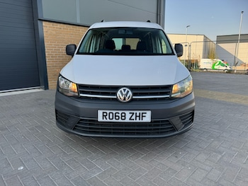 Used Volkswagen Caddy Maxi 2018 for sale - 79514847: Photo