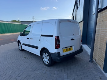 Used Peugeot Partner 2018 for sale - 78670950: Photo