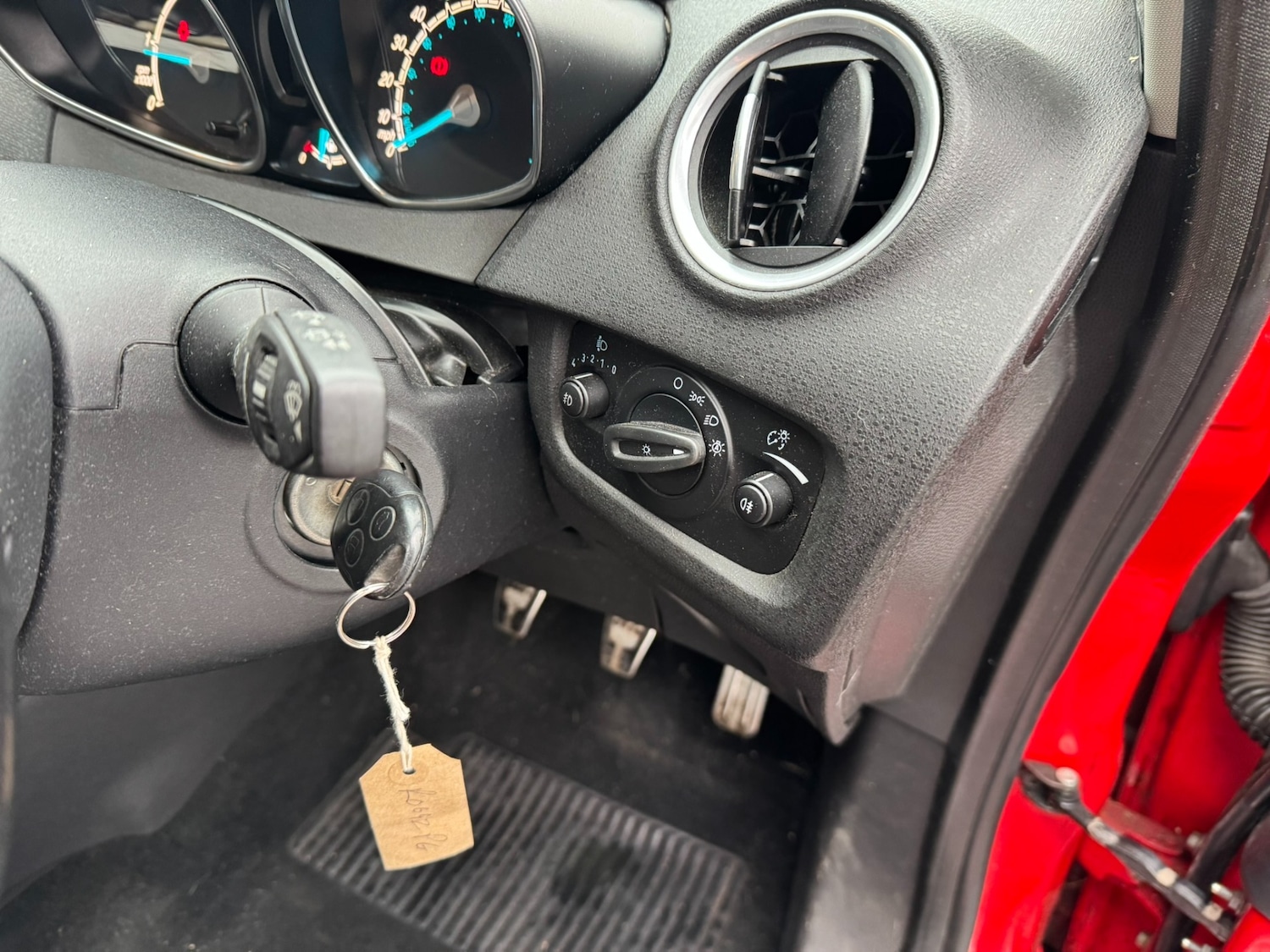 Used Ford Fiesta 2014 for sale - 77797990: Photo 12