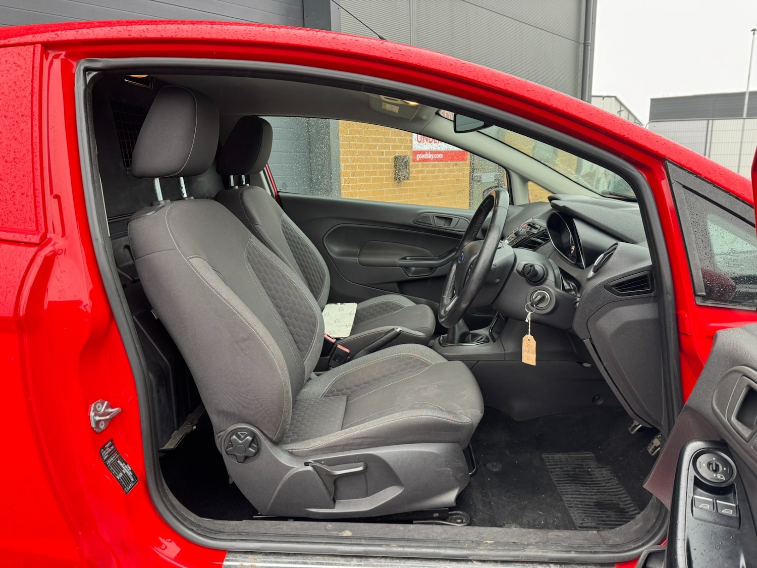 Used Ford Fiesta 2014 for sale - 77797990: Photo 14