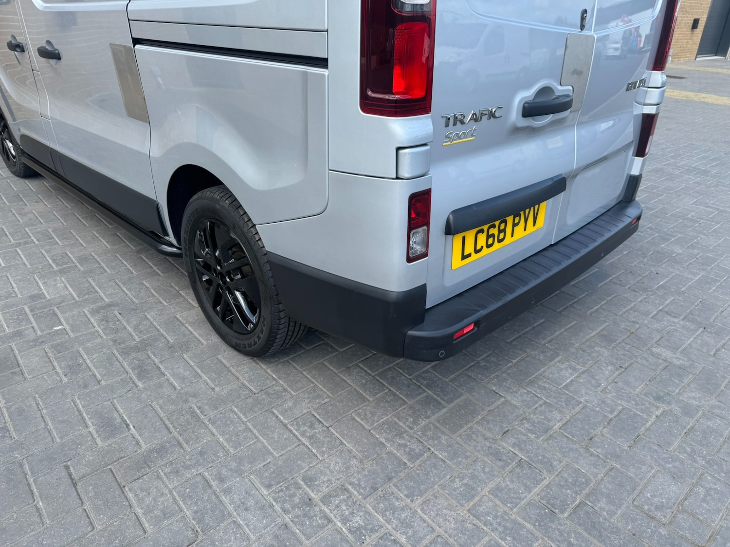 Vehicle 21