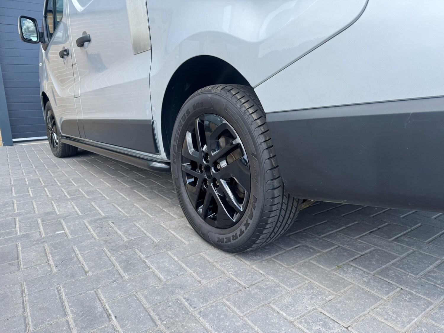 Vehicle 22