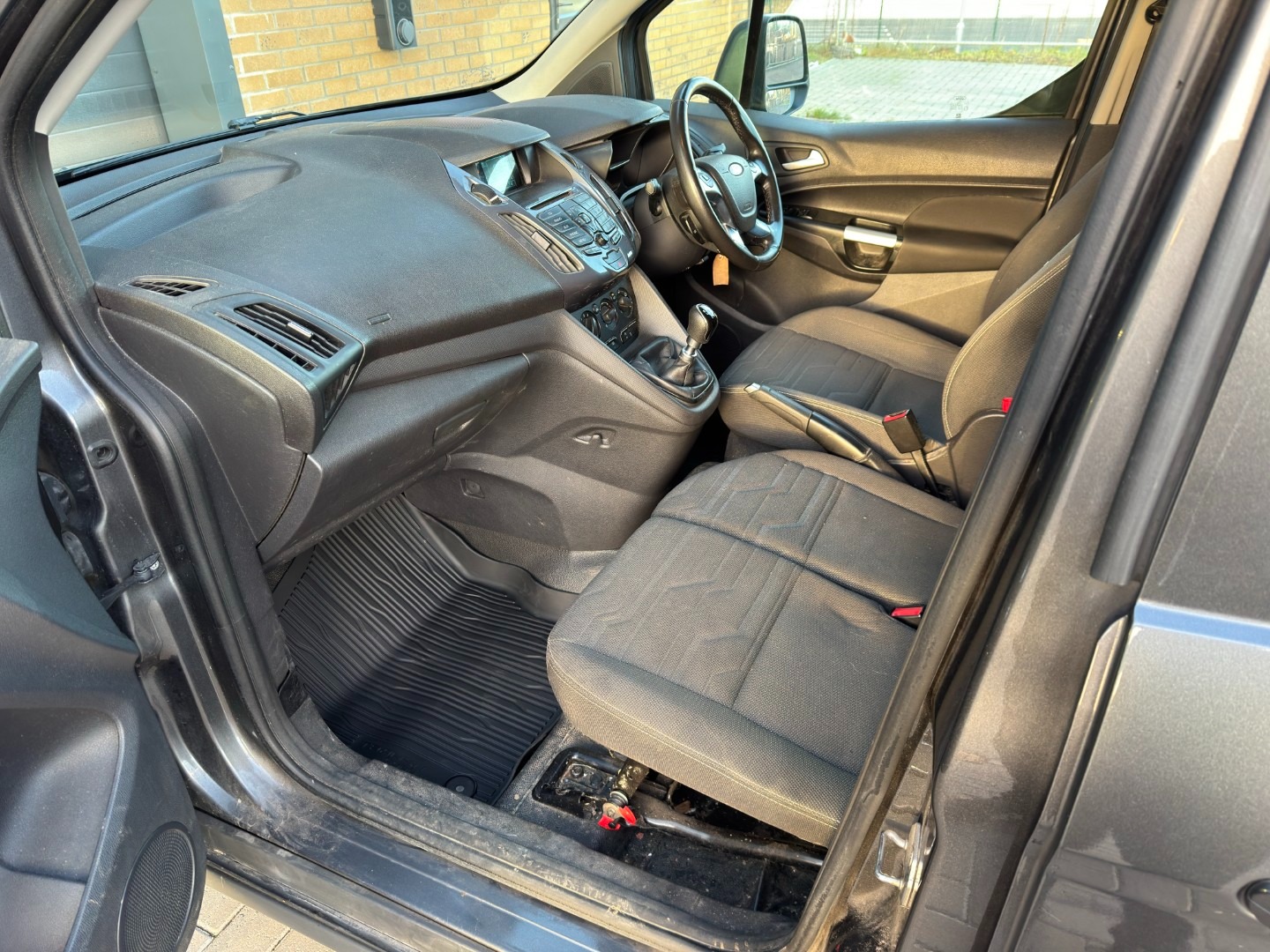 Used Ford Transit Connect 2017 for sale - 77018447: Photo 10