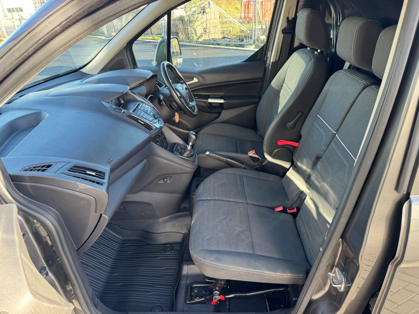 Used Ford Transit Connect 2017 for sale - 77018447: Photo 39