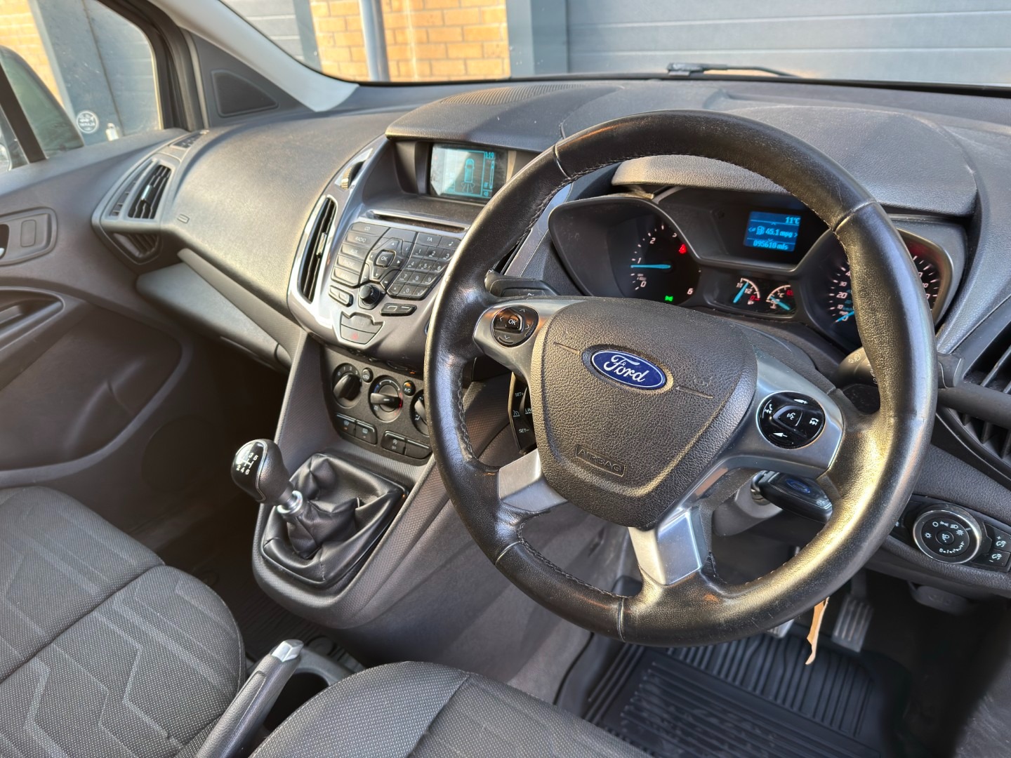 Used Ford Transit Connect 2017 for sale - 77018447: Photo 9