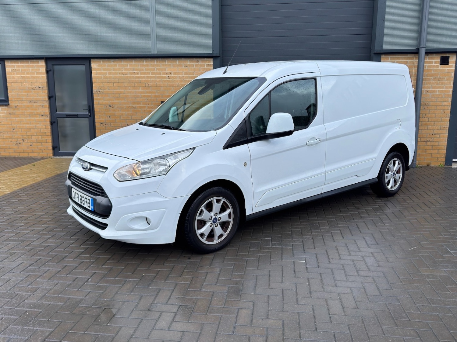 Used Ford Transit Connect 2016 for sale - 76351469: Photo 1