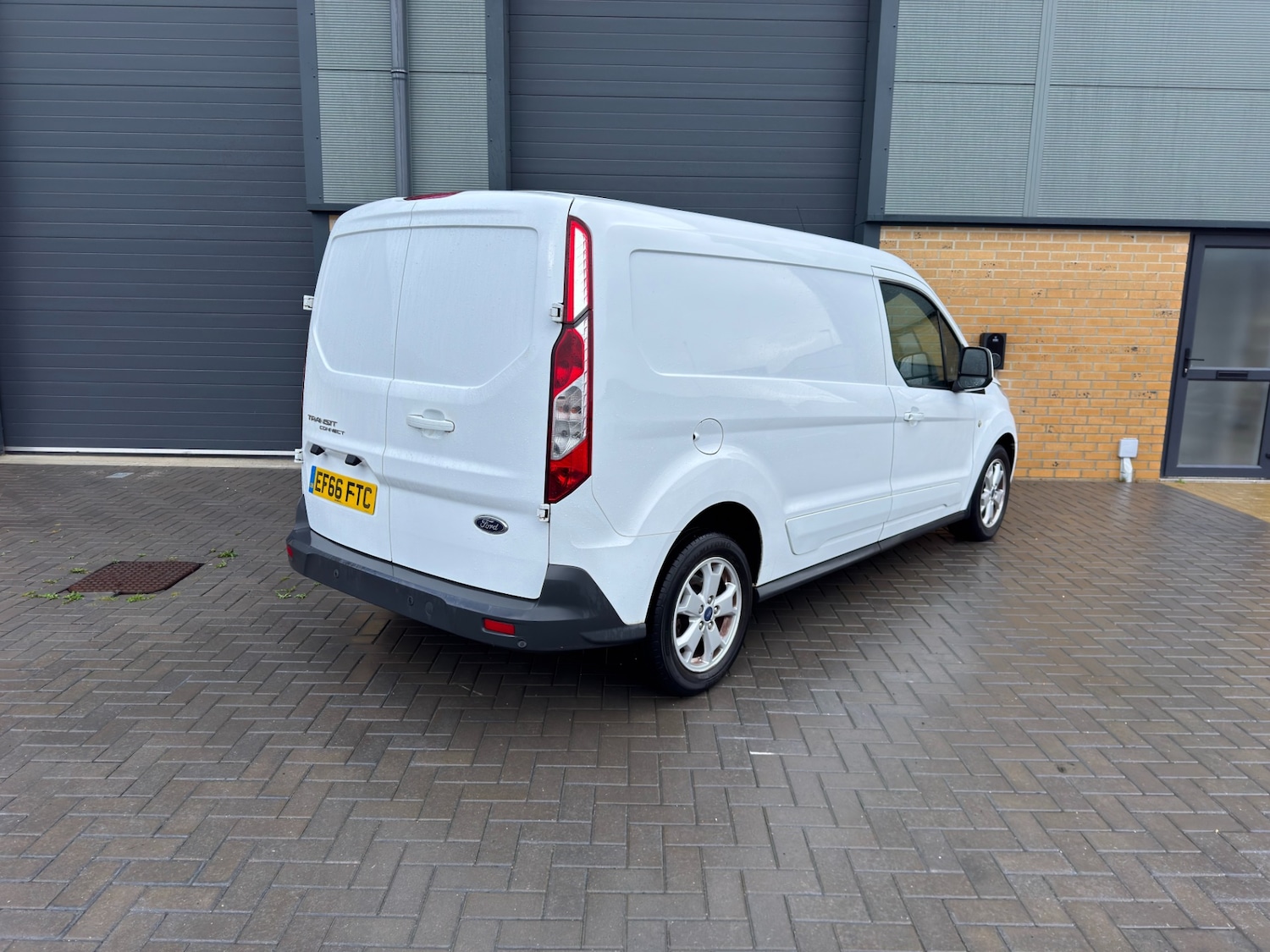 Used Ford Transit Connect 2016 for sale - 76351469: Photo 2