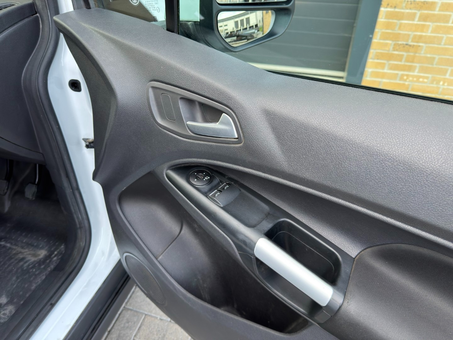 Used Ford Transit Connect 2016 for sale - 76351469: Photo 42