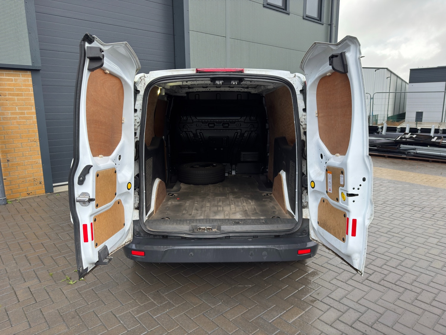 Used Ford Transit Connect 2016 for sale - 76351469: Photo 5