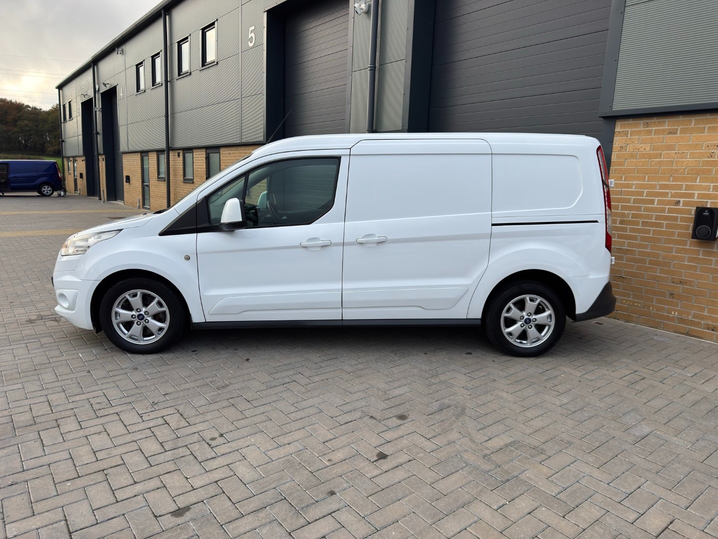 Used Ford Transit Connect 2016 for sale - 76351469: Photo 8