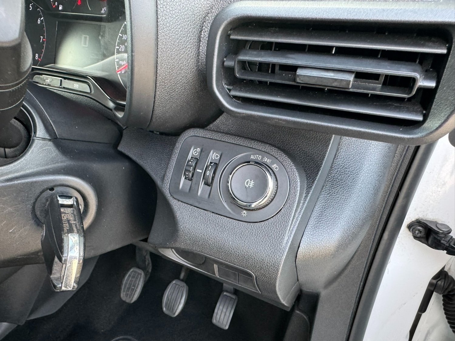 Used Vauxhall Combo 2019 for sale - 77393951: Photo 31