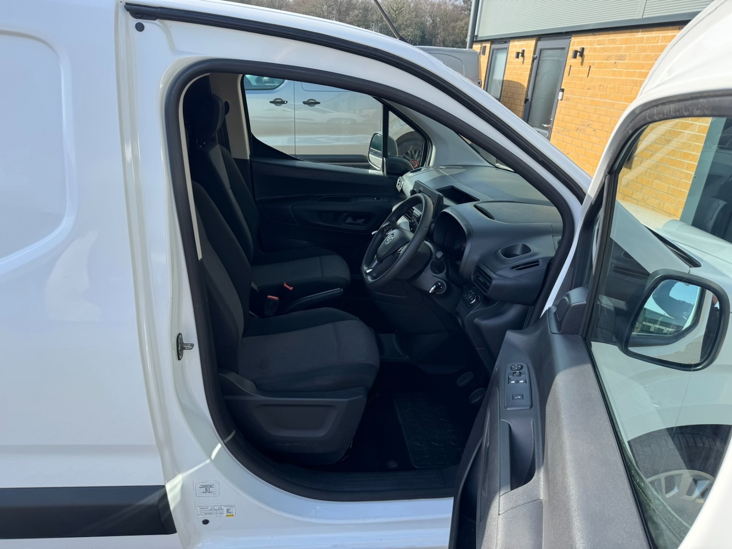 Used Vauxhall Combo 2019 for sale - 77393951: Photo 35