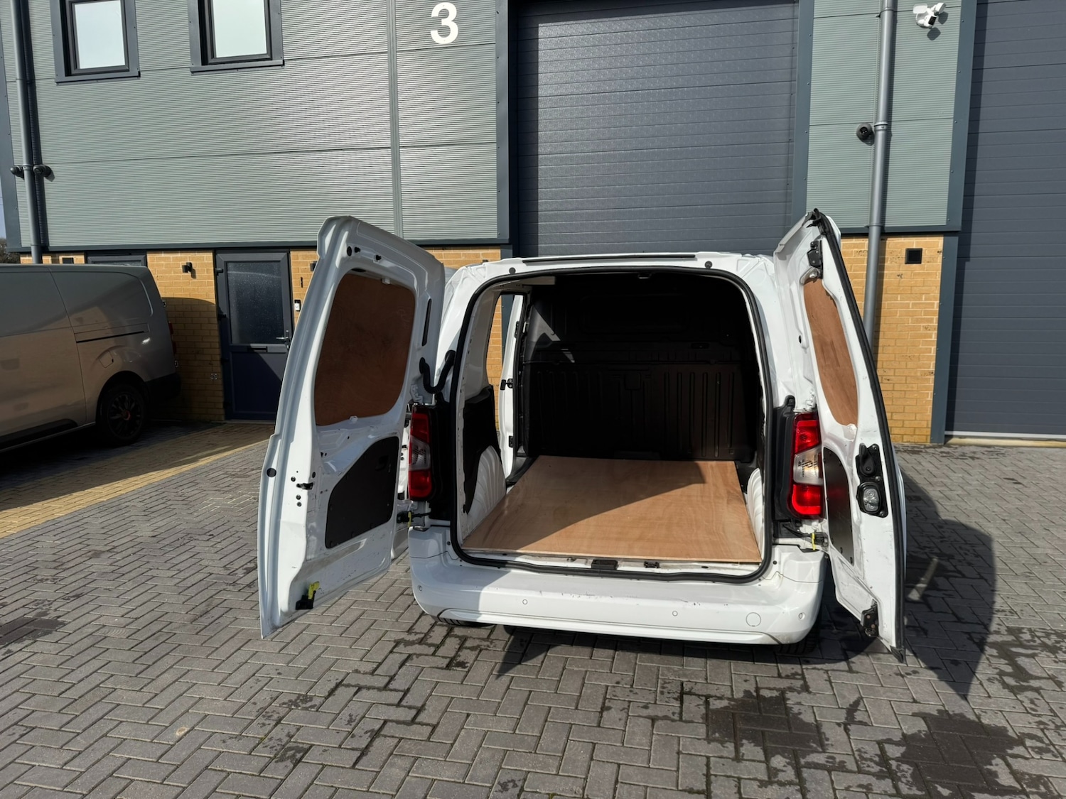 Used Vauxhall Combo 2019 for sale - 77393951: Photo 8