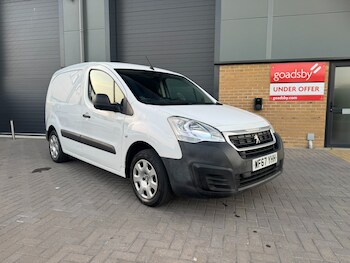 Used Peugeot Partner 2017 for sale - 79027669: Photo