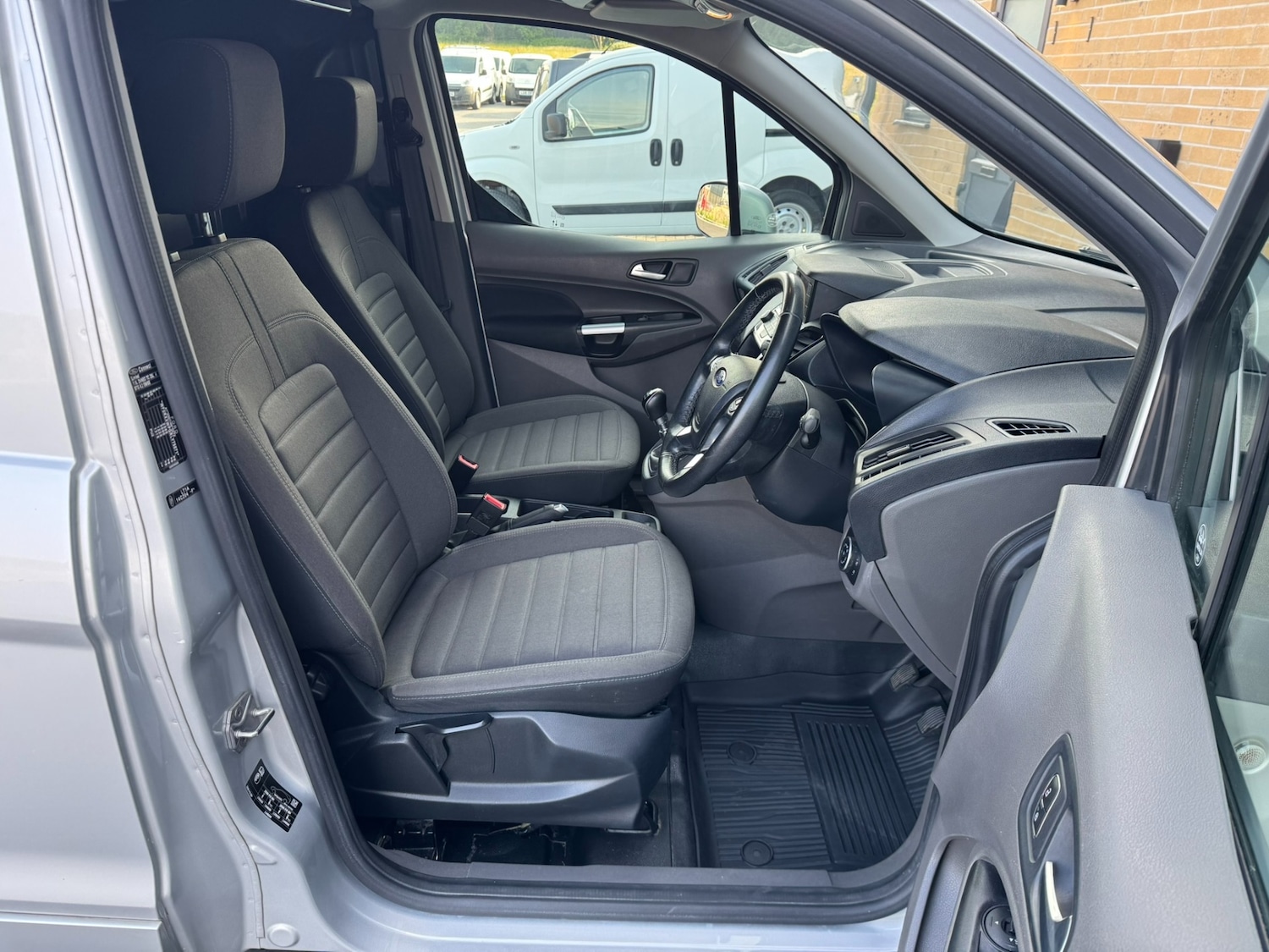 Used Ford Transit Connect 2020 for sale - 74853025: Photo 25