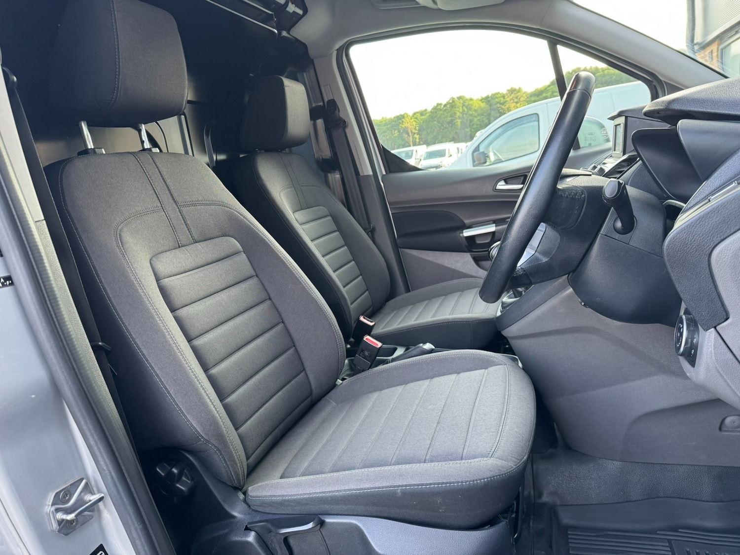 Used Ford Transit Connect 2020 for sale - 74853025: Photo 27