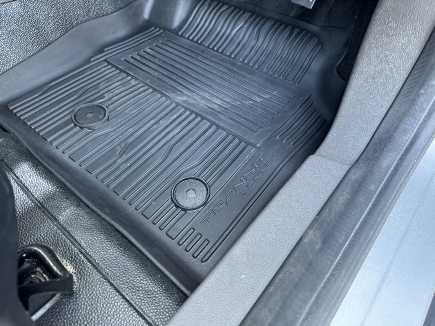 Used Ford Transit Connect 2020 for sale - 74853025: Photo 30