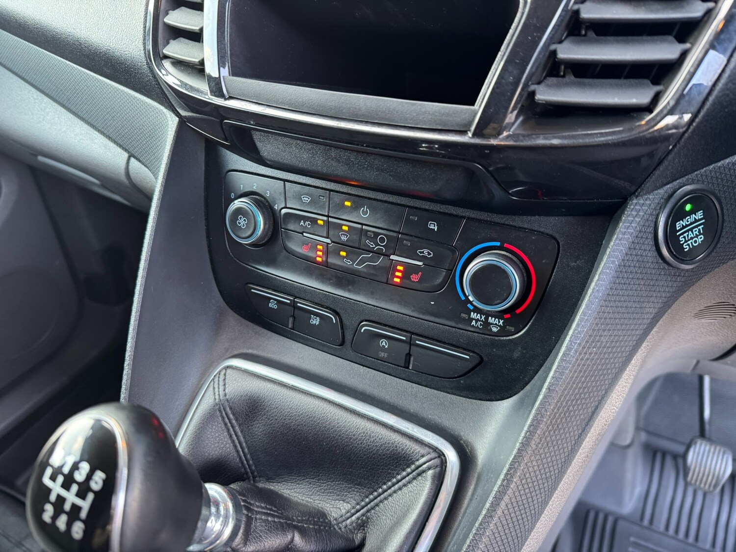 Used Ford Transit Connect 2020 for sale - 74853025: Photo 32