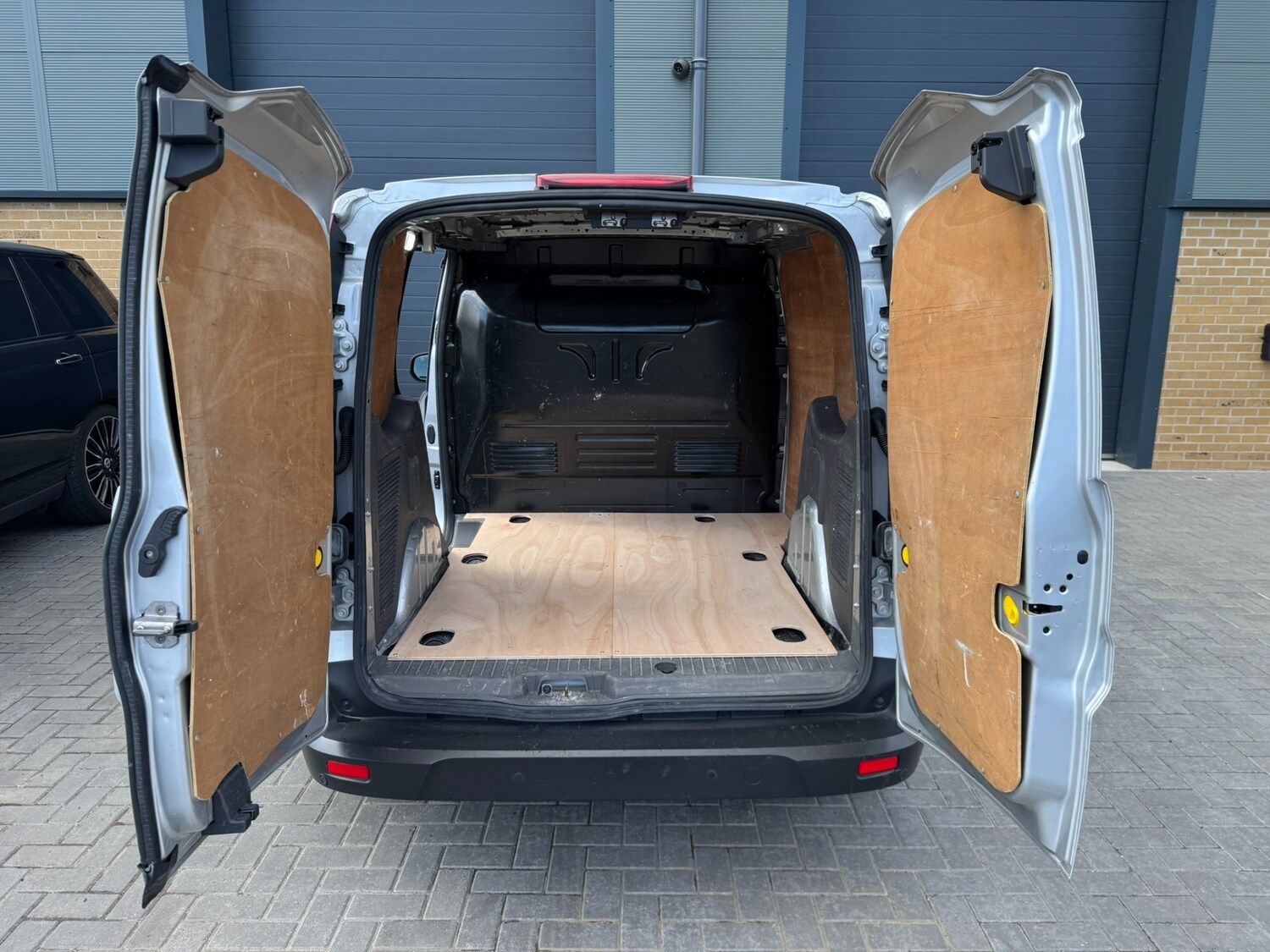 Used Ford Transit Connect 2020 for sale - 74853025: Photo 38