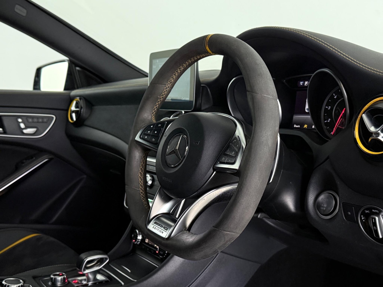 Used Mercedes-Benz CLA 2017 for sale - 76632895: Photo 27