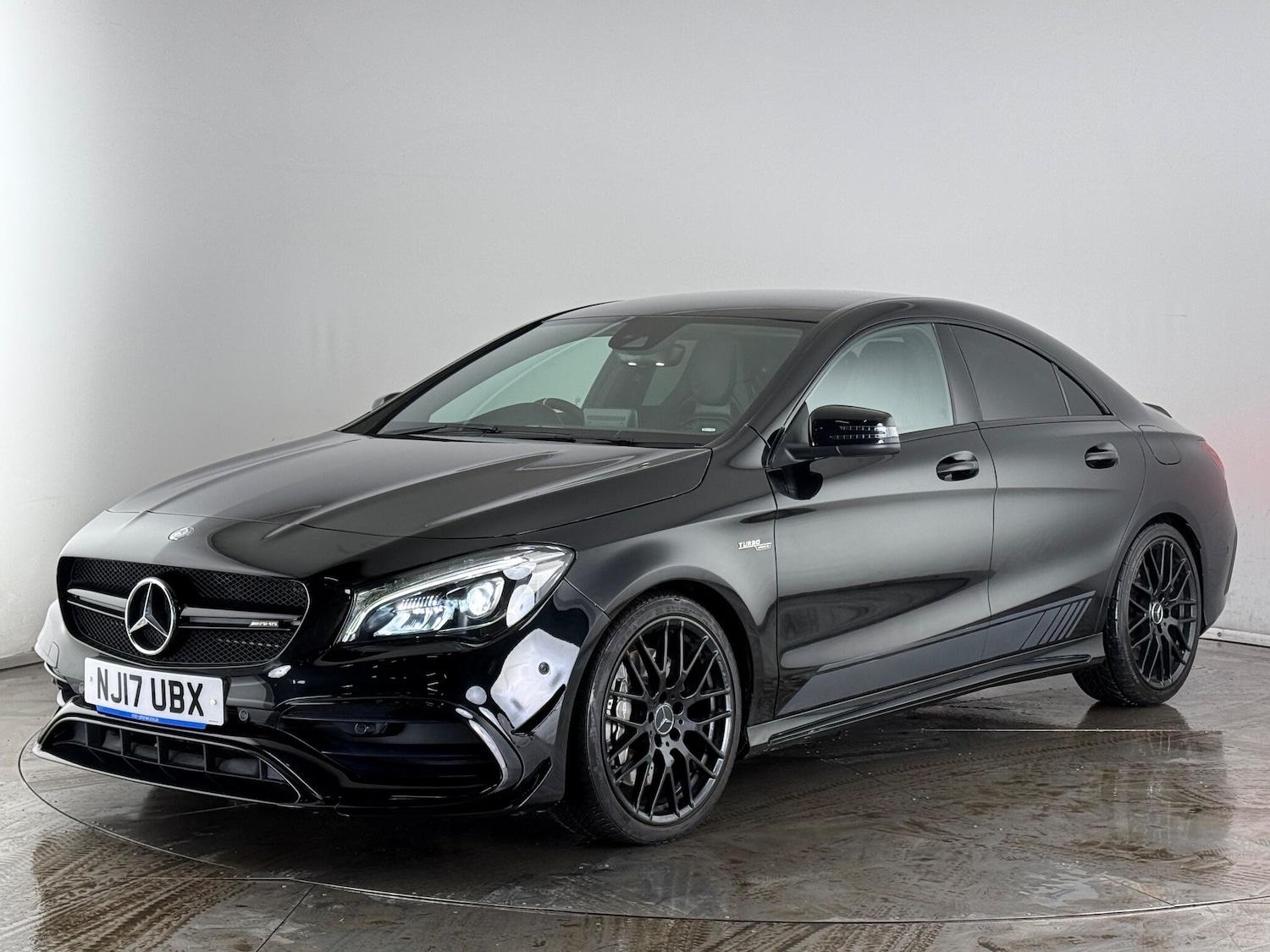 Used Mercedes-Benz CLA 2017 for sale - 76632895: Photo 3