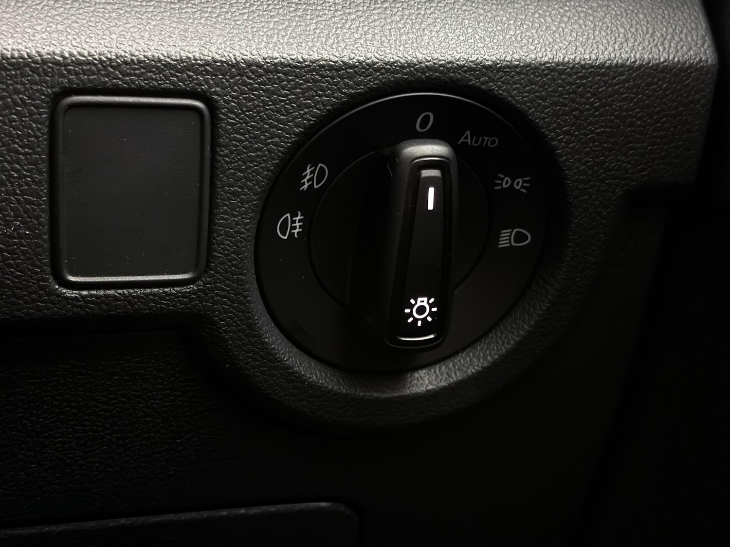 Used Volkswagen T-Cross 2022 for sale - 77260424: Photo 21