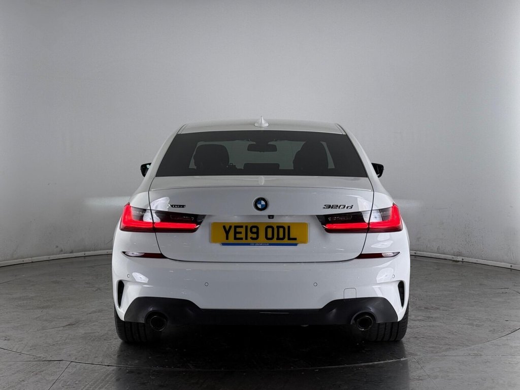Used BMW 3 Series 2019 for sale - 76147760: Photo 9