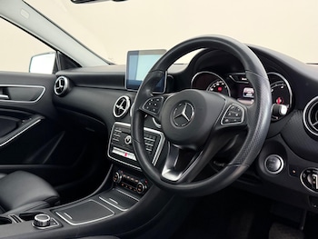 Used Mercedes-Benz A-Class 2018 for sale - 78742105: Photo