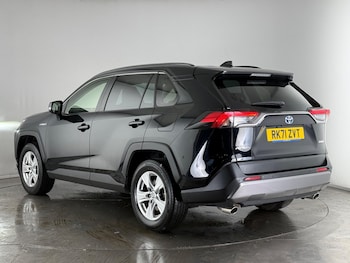 Used Toyota RAV4 2021 for sale - 77243592: Photo