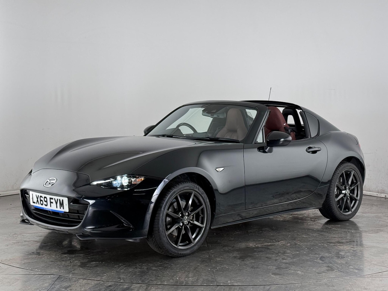 Used Mazda MX-5 2019 for sale - 76468234: Photo 3