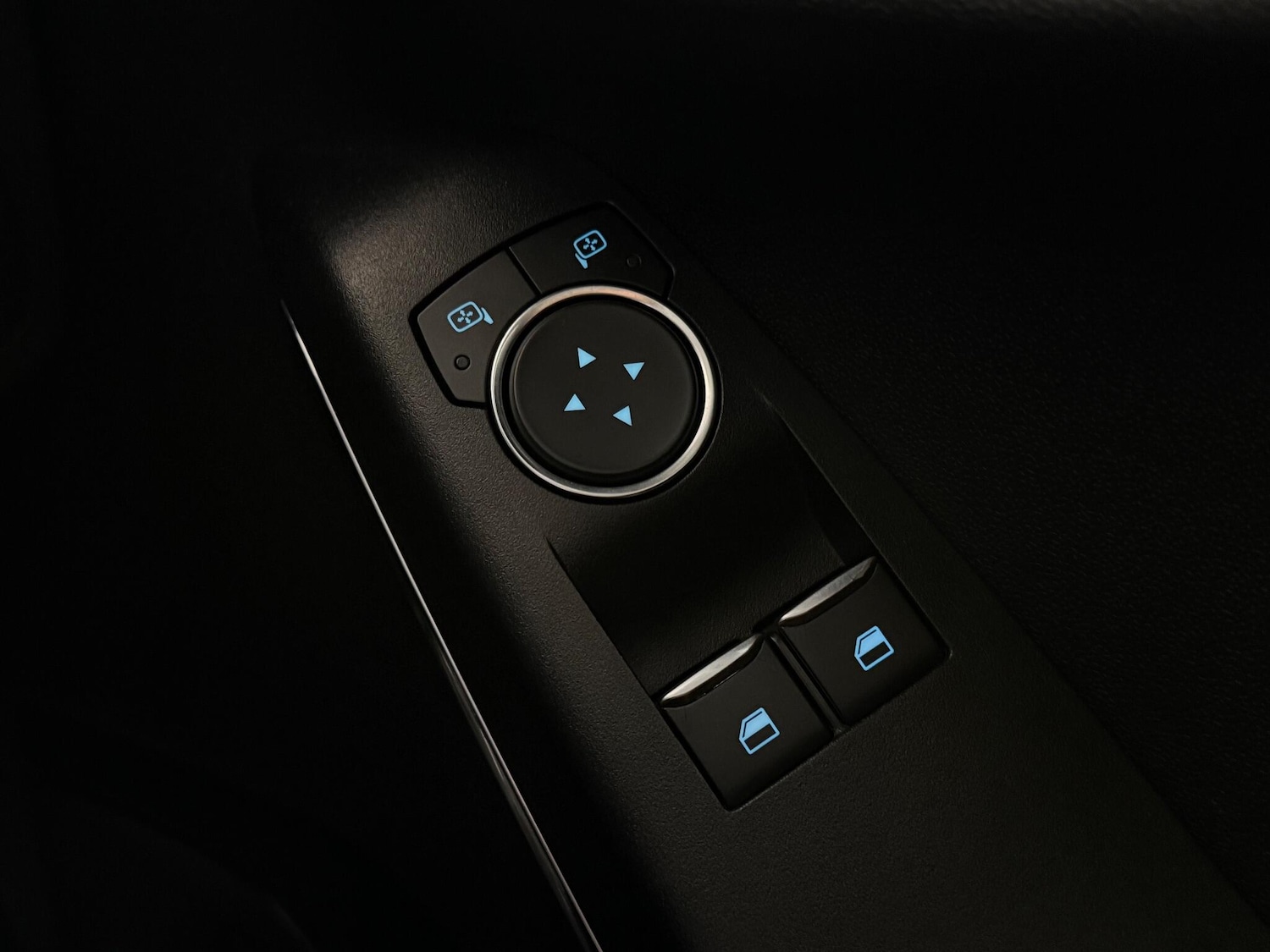 Used Ford Fiesta 2018 for sale - 77243220: Photo 25