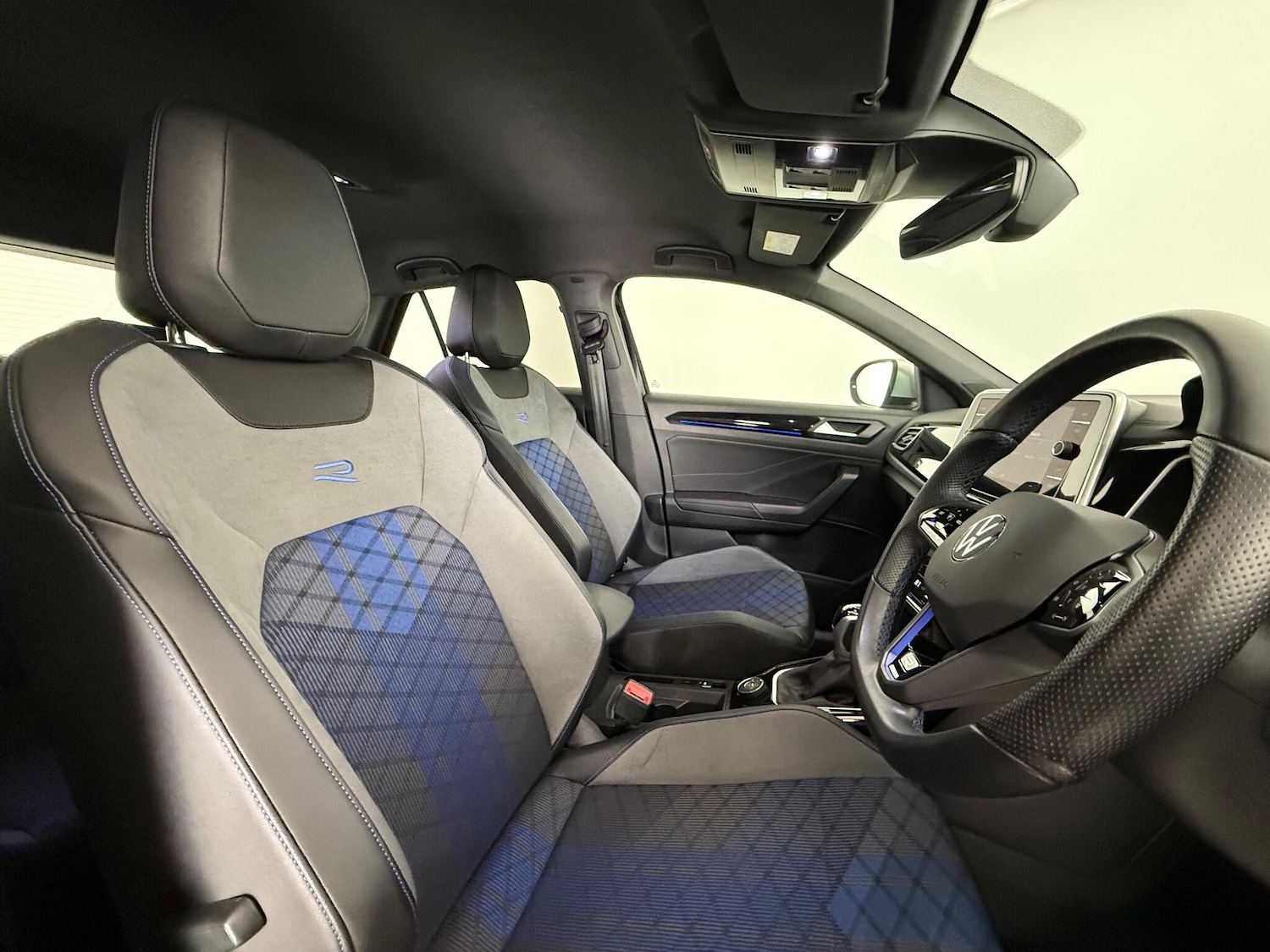 Used Volkswagen T-Roc 2022 for sale - 77246198: Photo 11