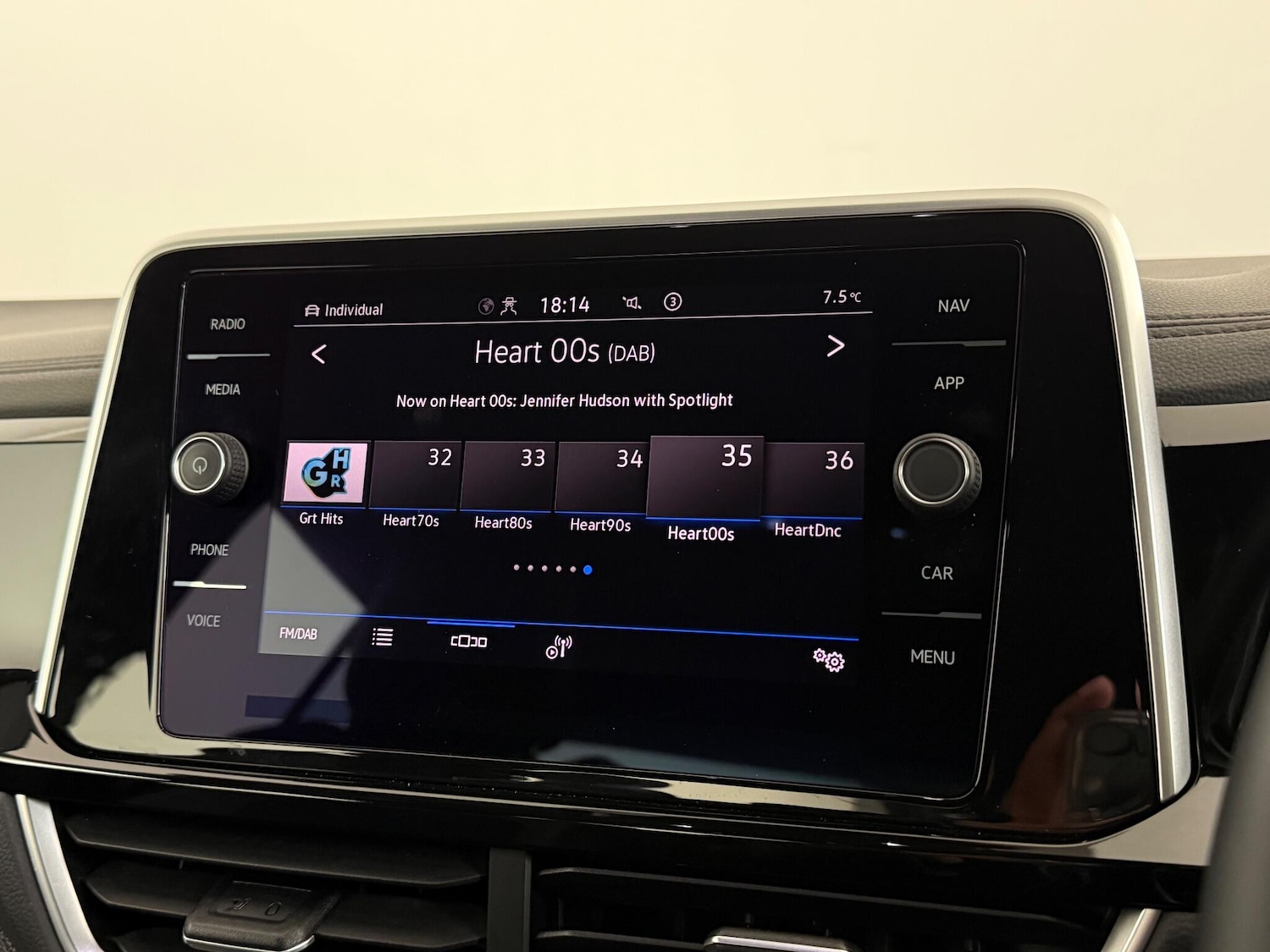 Used Volkswagen T-Roc 2022 for sale - 77246198: Photo 25