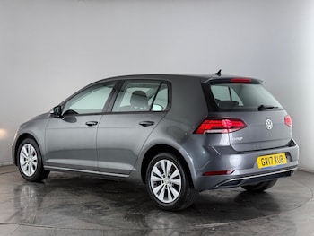 Used Volkswagen Golf 2017 for sale - 77825333: Photo